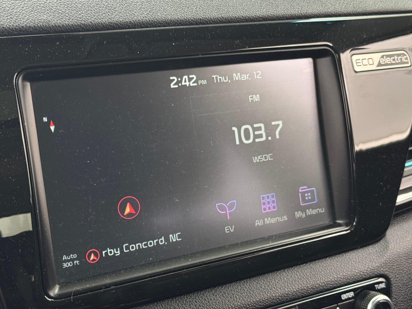 Thumbnail: 2019 Kia Niro - 3