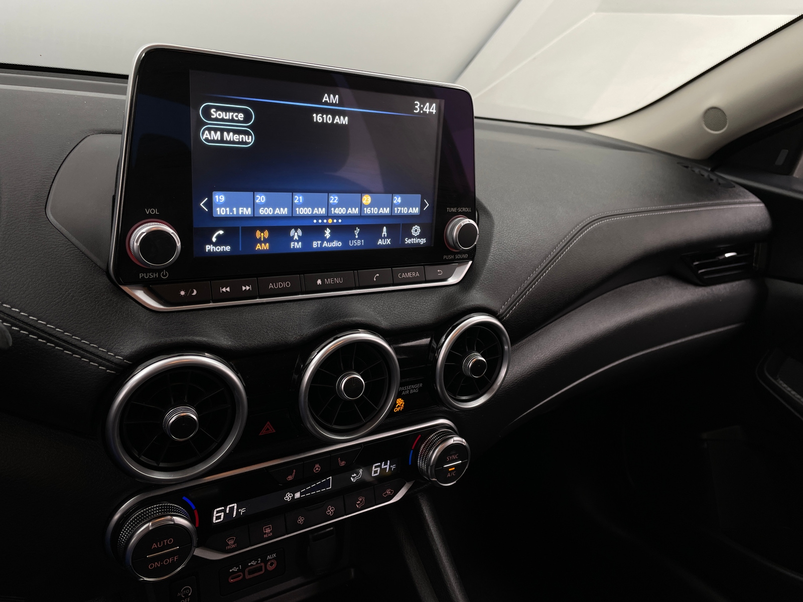 Thumbnail: 2024 Nissan Sentra - 4