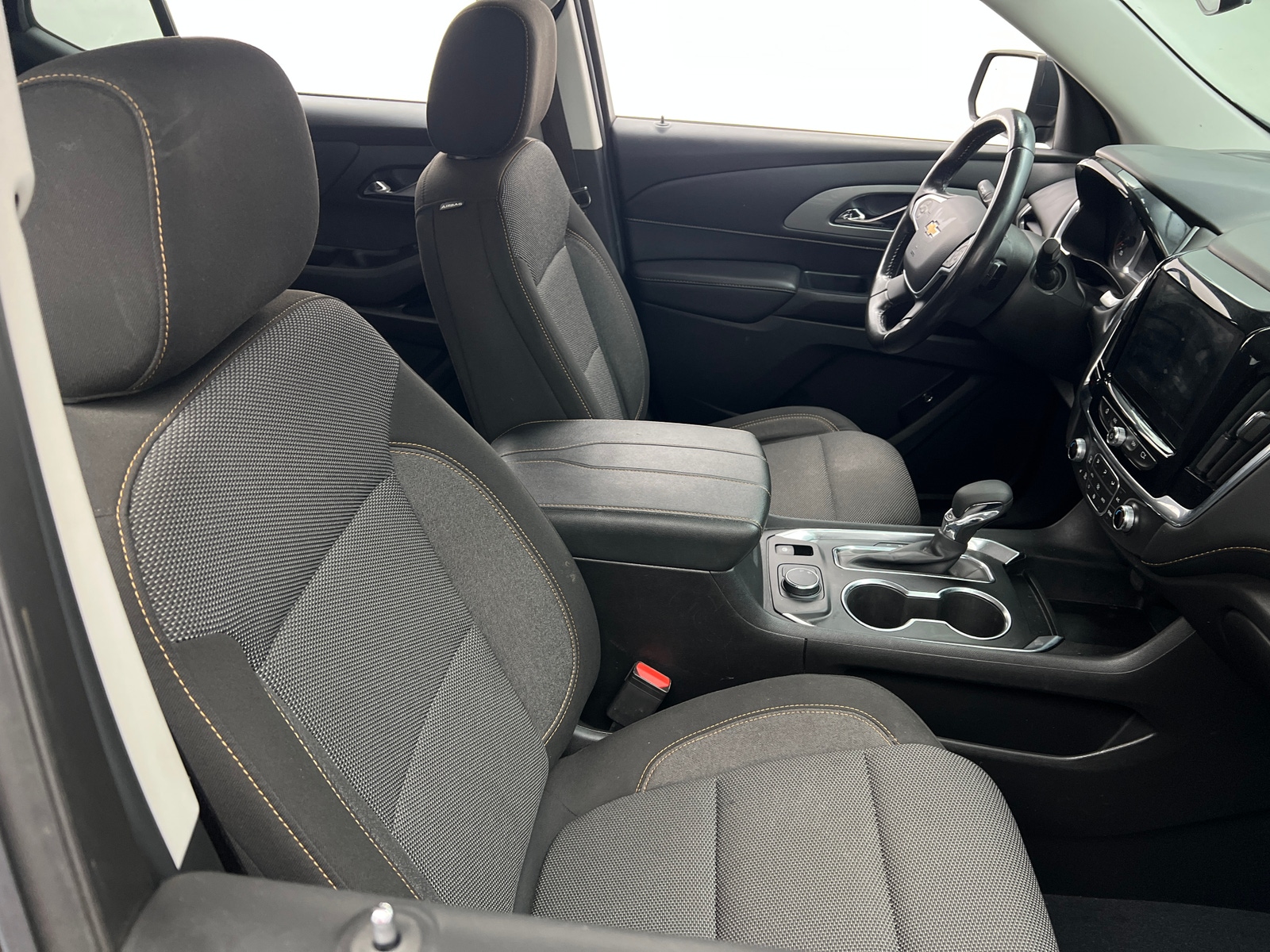 Thumbnail: 2021 Chevrolet Traverse - 2