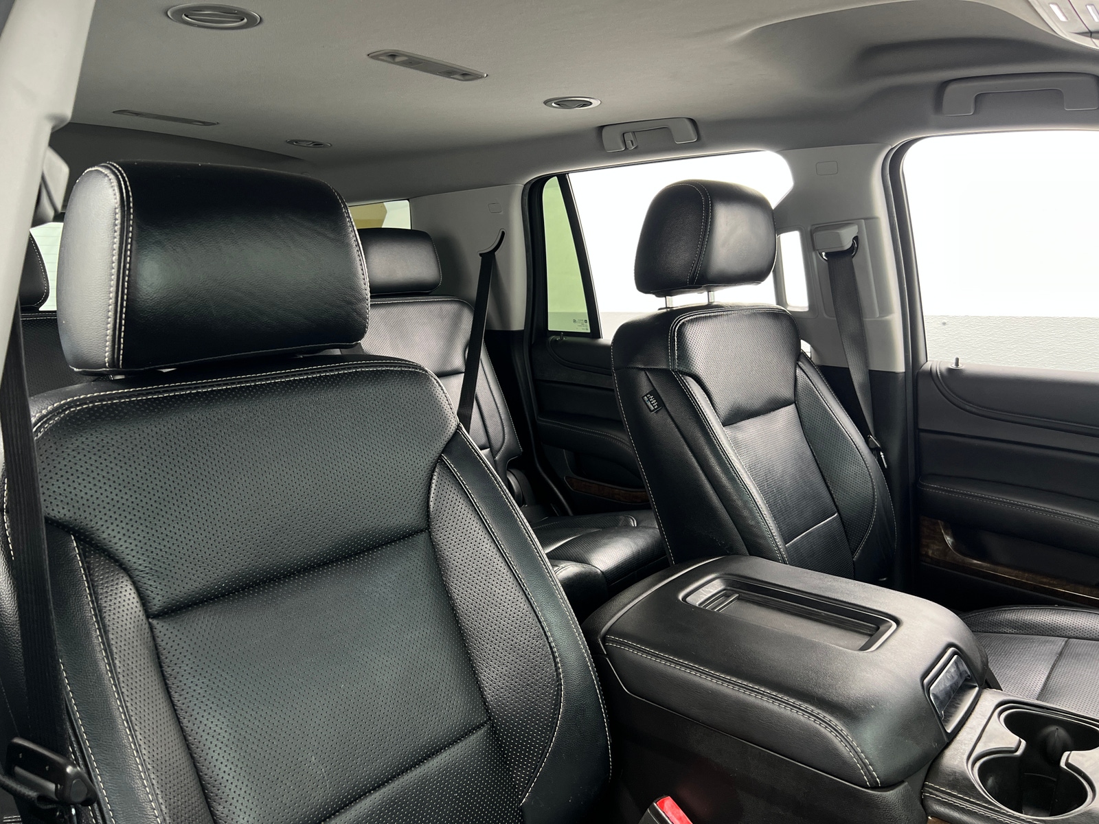 Thumbnail: 2019 Chevrolet Tahoe - 2