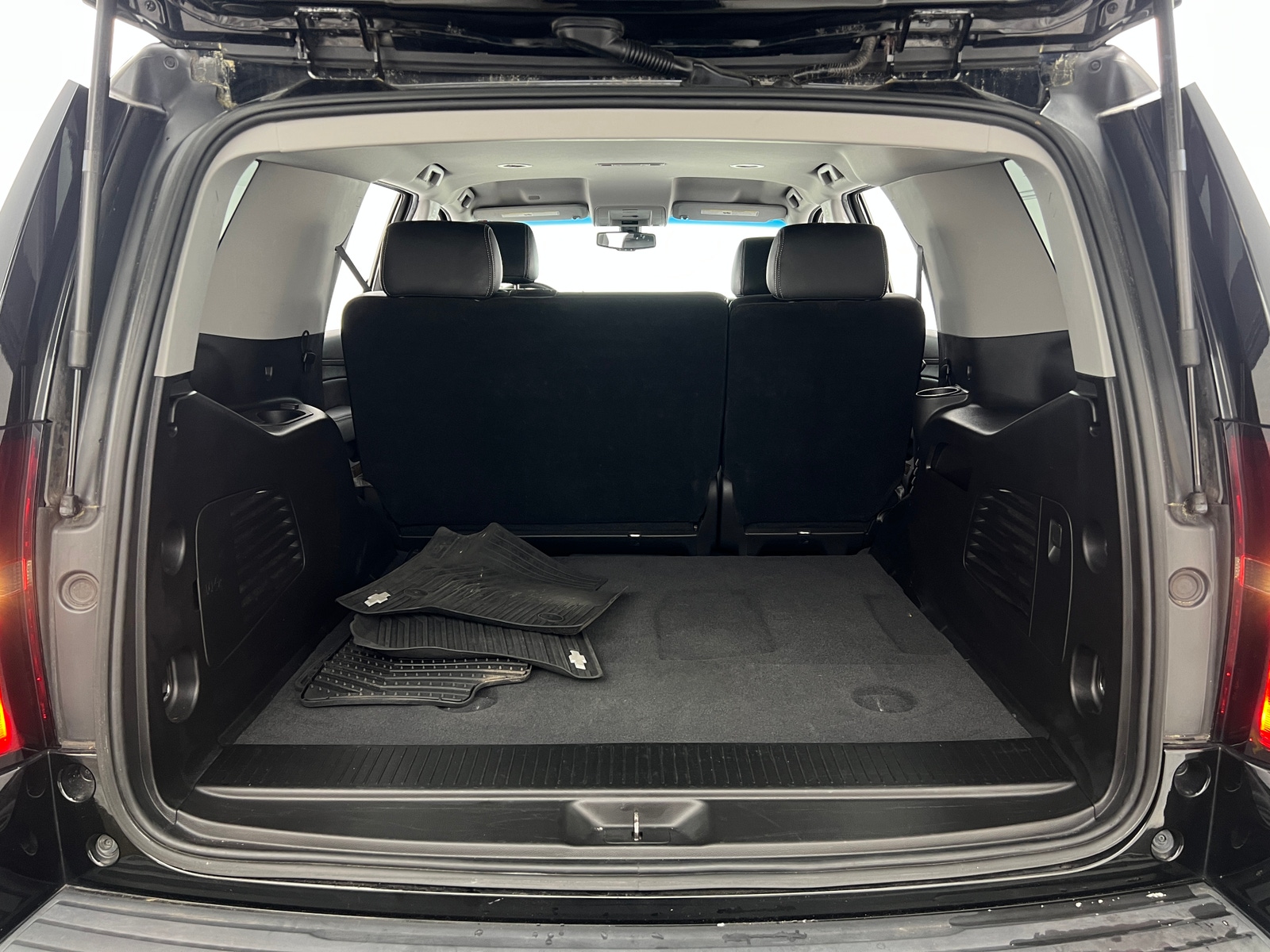 Thumbnail: 2019 Chevrolet Tahoe - 7