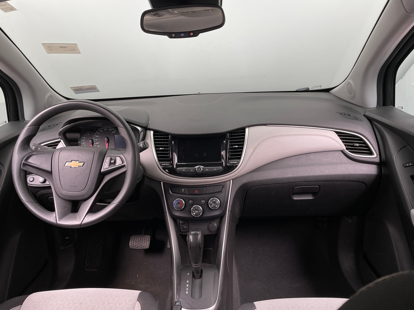 Thumbnail: 2018 Chevrolet Trax - 3