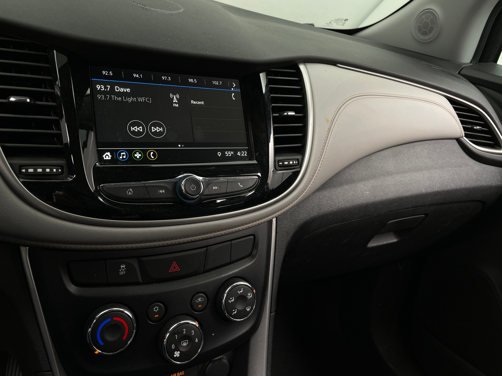 Thumbnail: 2018 Chevrolet Trax - 4