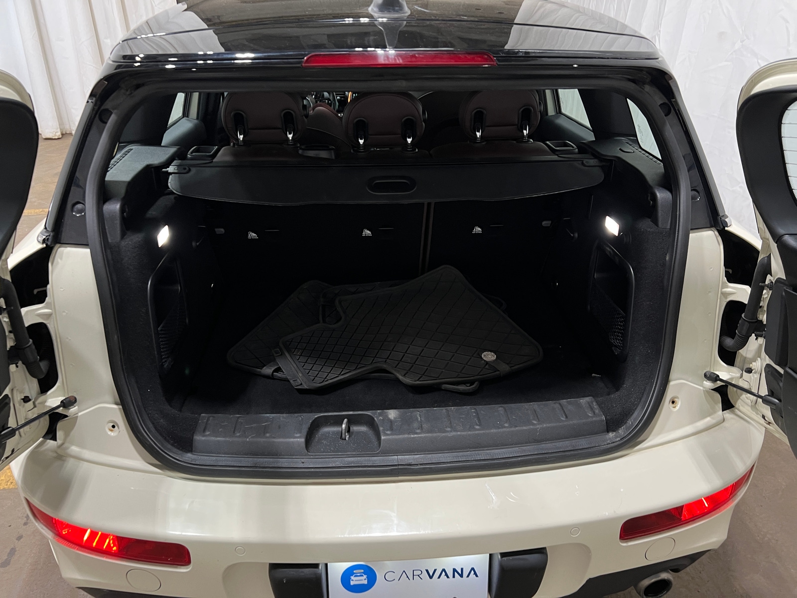 Thumbnail: 2017 MINI Cooper Clubman - 6