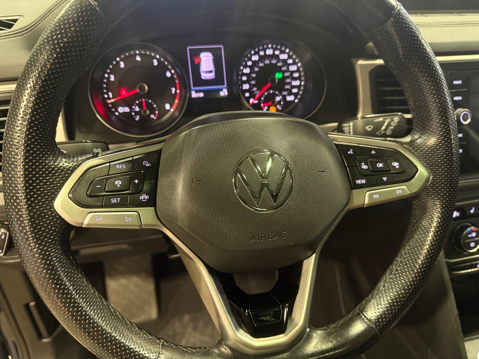 Thumbnail: 2021 Volkswagen Atlas - 4