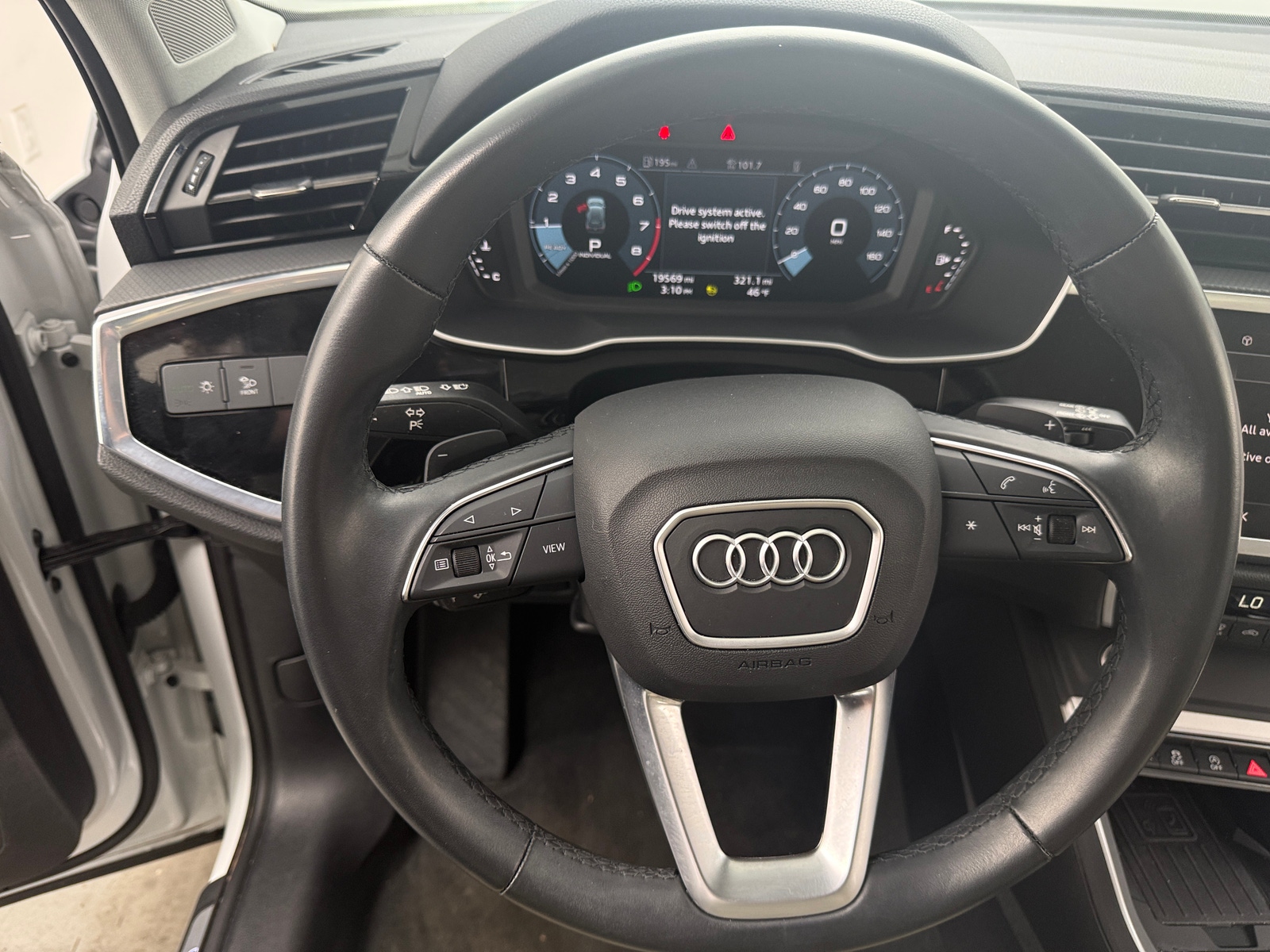 Thumbnail: 2024 Audi Q3 - 4