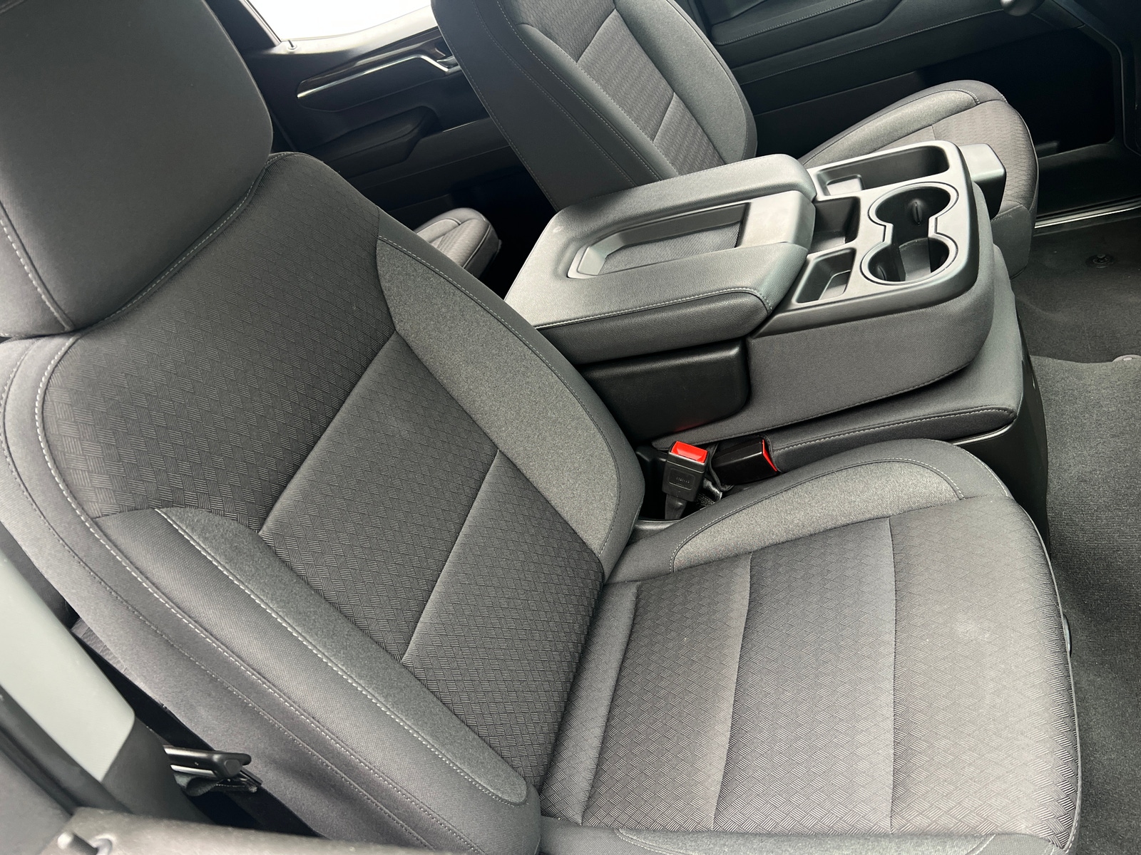 Thumbnail: 2025 Chevrolet Silverado 1500 - 2