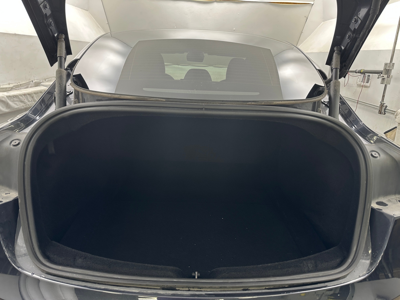 Thumbnail: 2025 Tesla Model 3 - 7