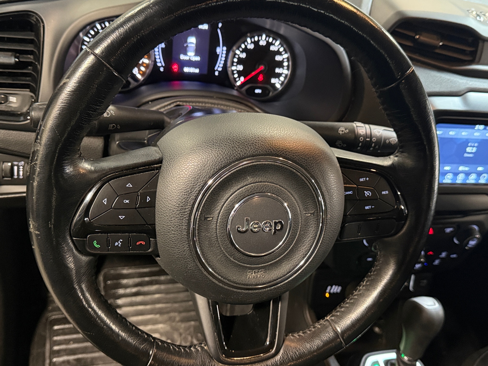 Thumbnail: 2018 Jeep Renegade - 5