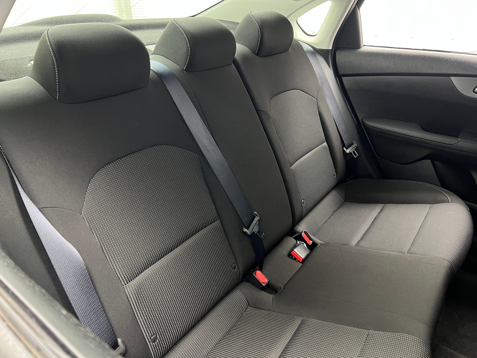 Thumbnail: 2020 Kia Forte - 6