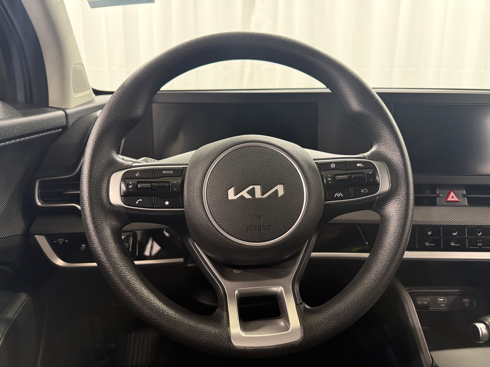 Thumbnail: 2025 Kia Sportage - 5