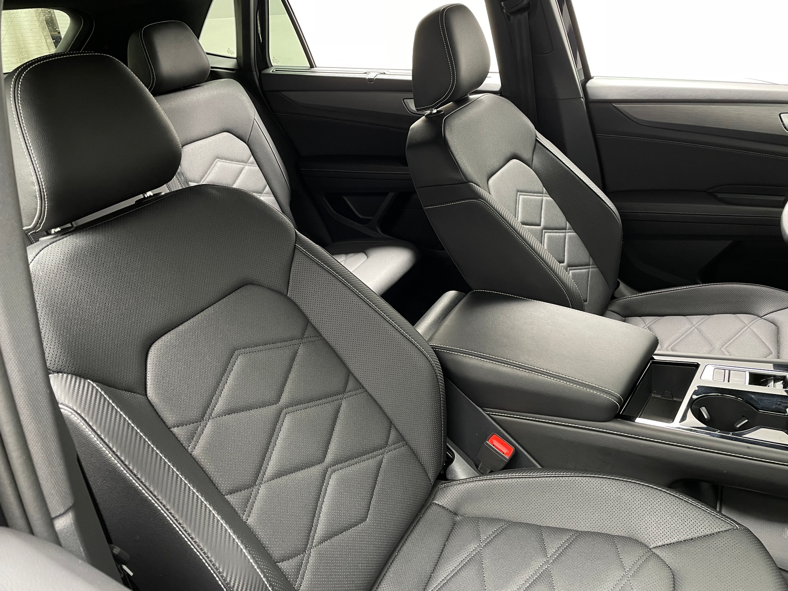 Thumbnail: 2025 Volkswagen Atlas - 2