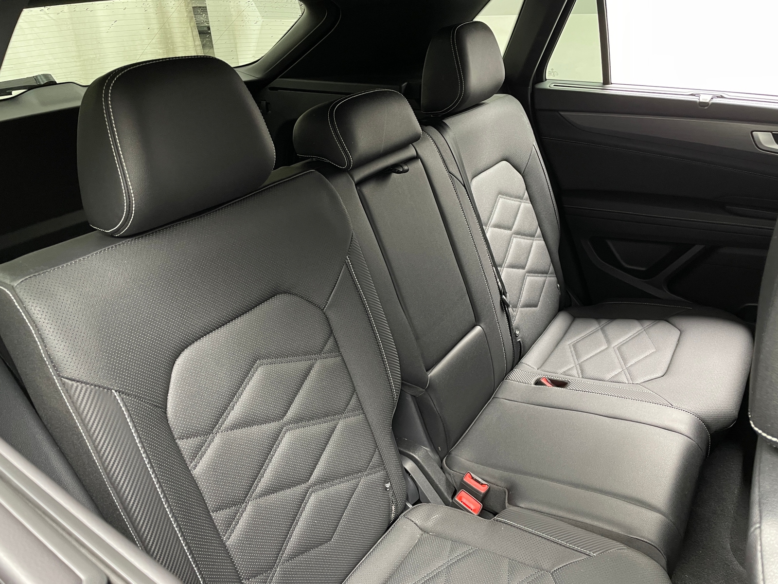 Thumbnail: 2025 Volkswagen Atlas - 6