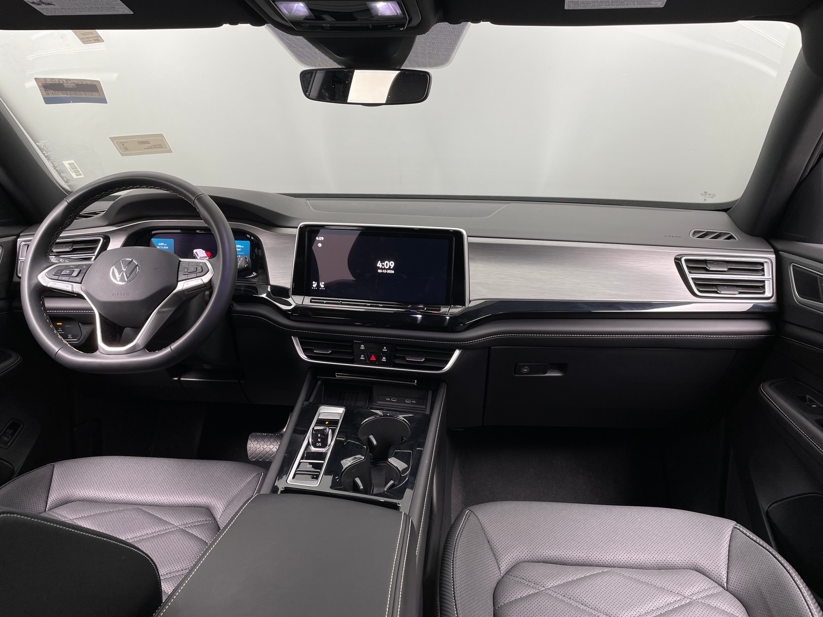 Thumbnail: 2025 Volkswagen Atlas - 3