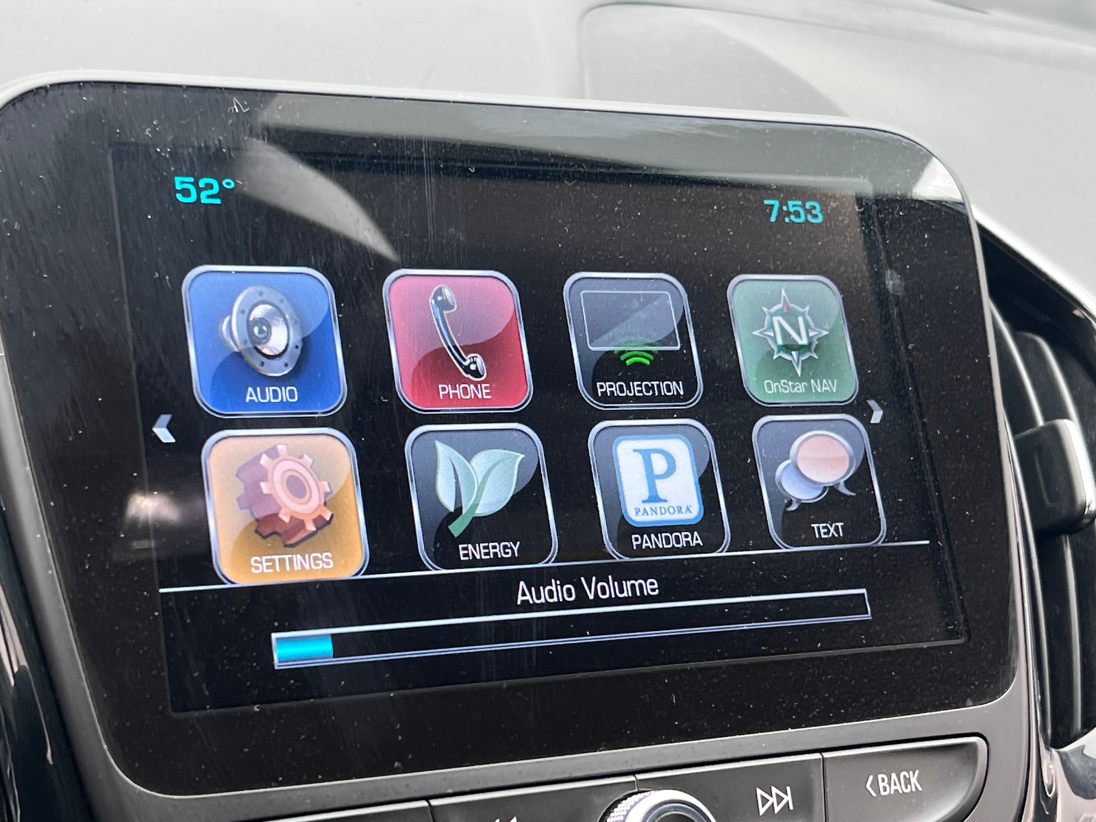 Thumbnail: 2016 Chevrolet Volt - 3