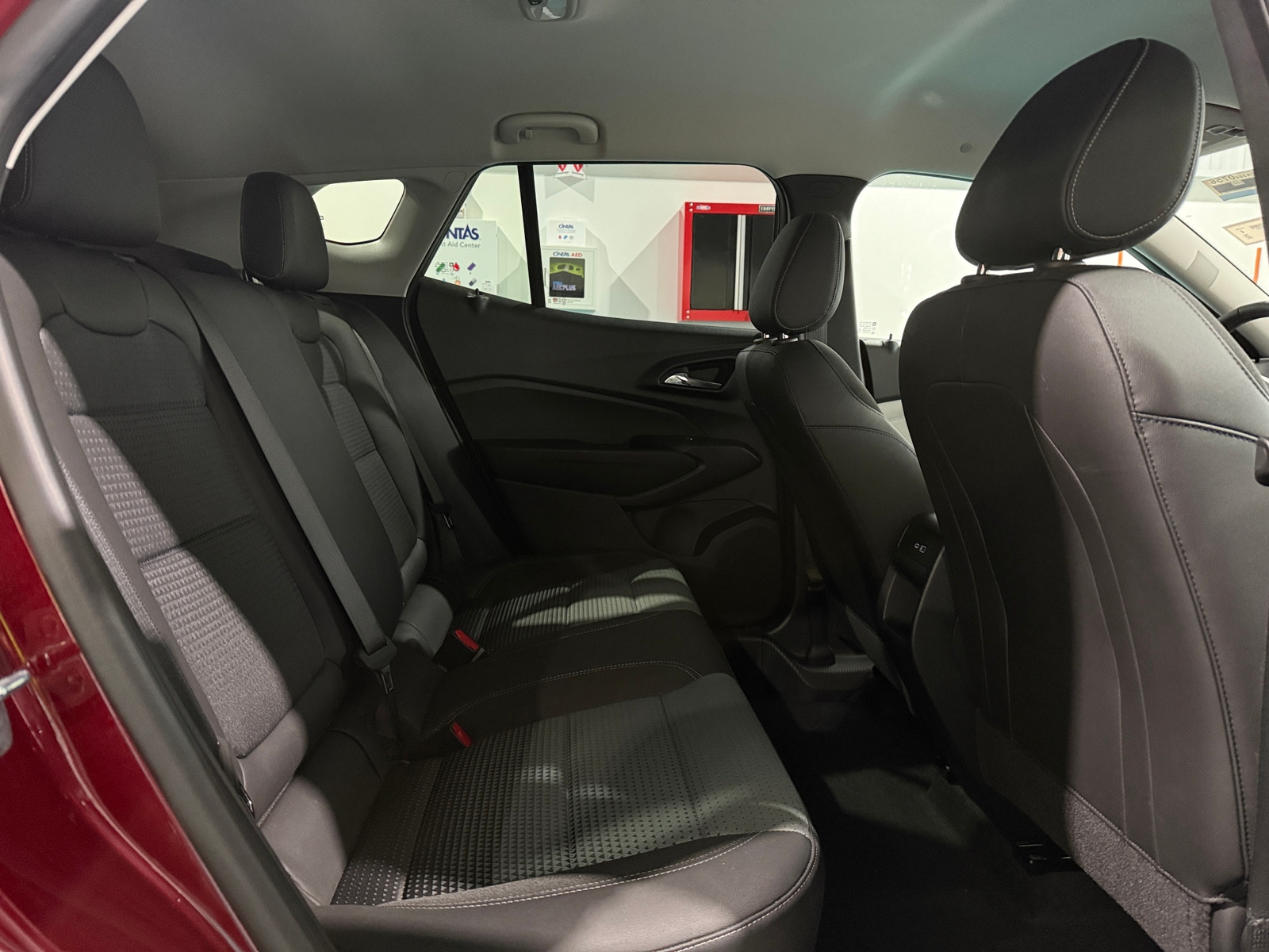 Thumbnail: 2025 Chevrolet Trax - 6