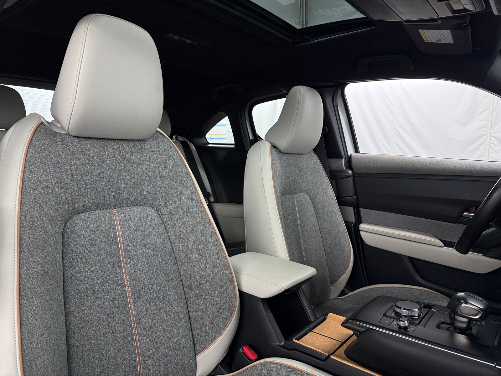 Thumbnail: 2022 Mazda MX-30 - 2