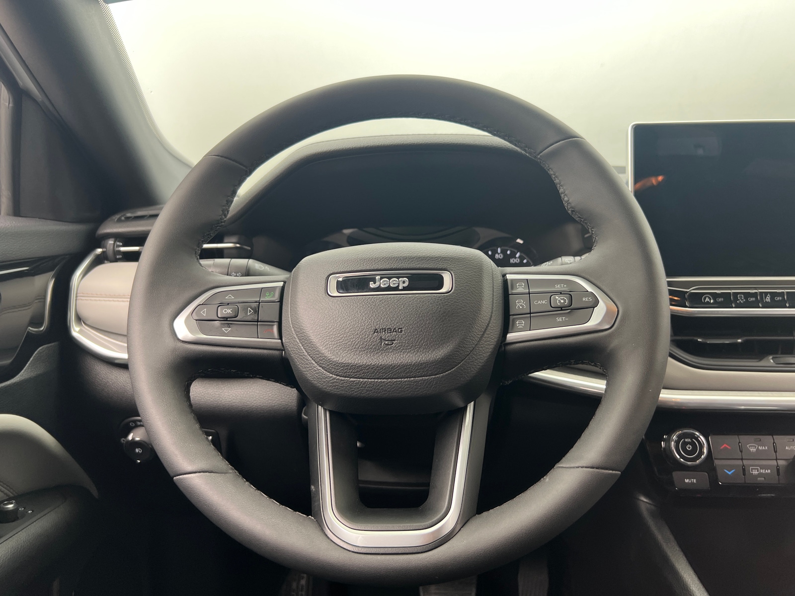 Thumbnail: 2024 Jeep Compass - 4