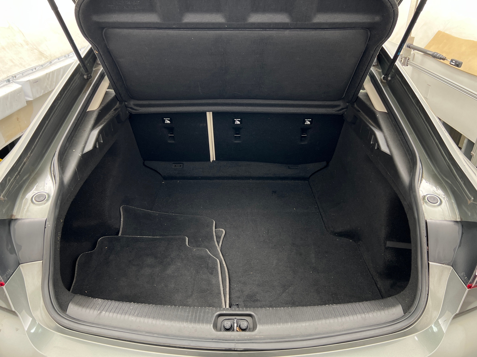 Thumbnail: 2018 Buick Regal - 7