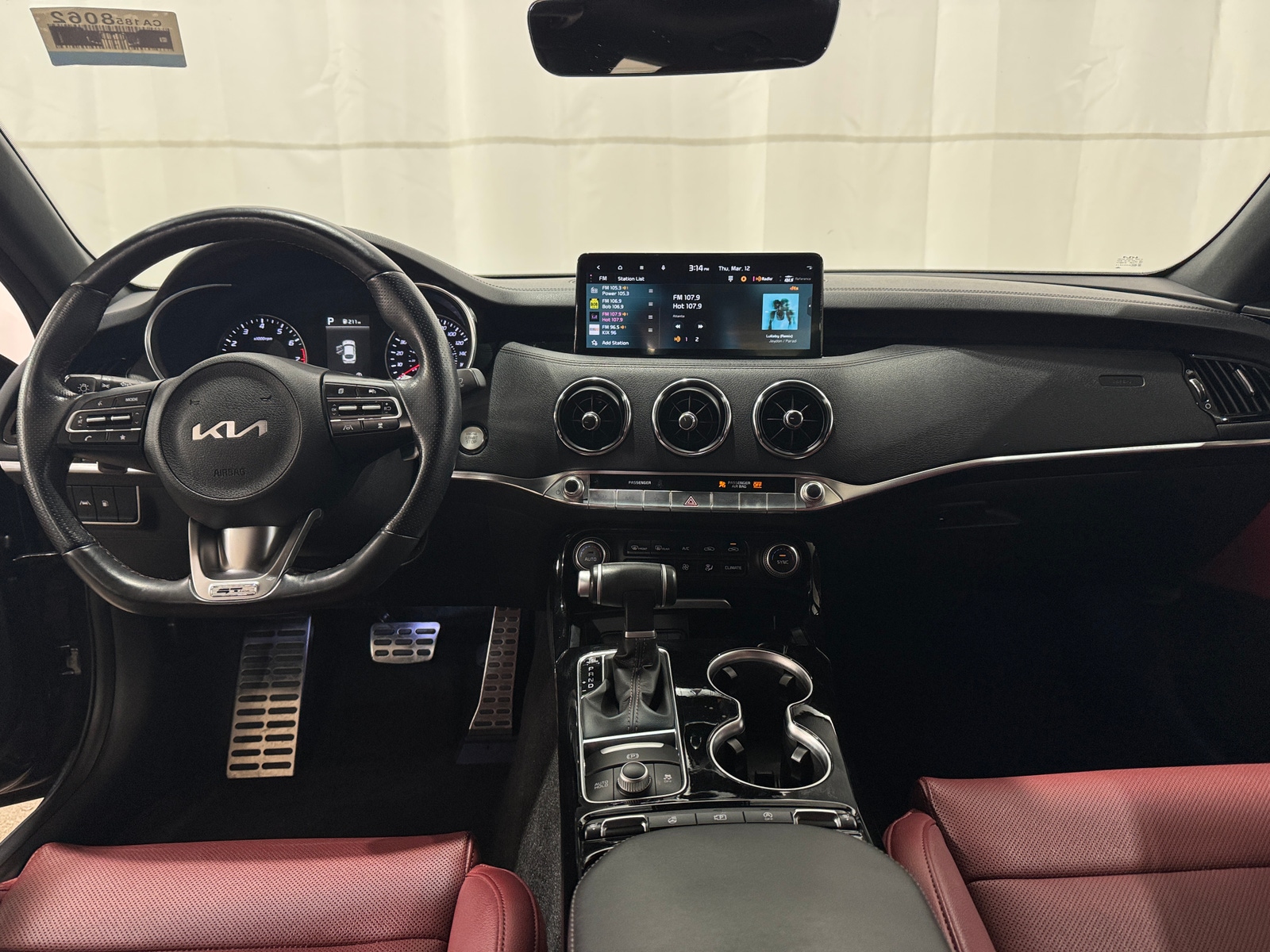 Thumbnail: 2023 Kia Stinger - 2