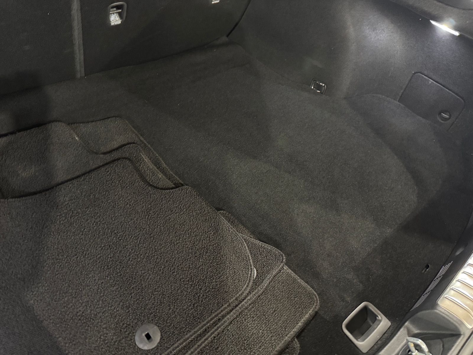 Thumbnail: 2023 Kia Stinger - 6