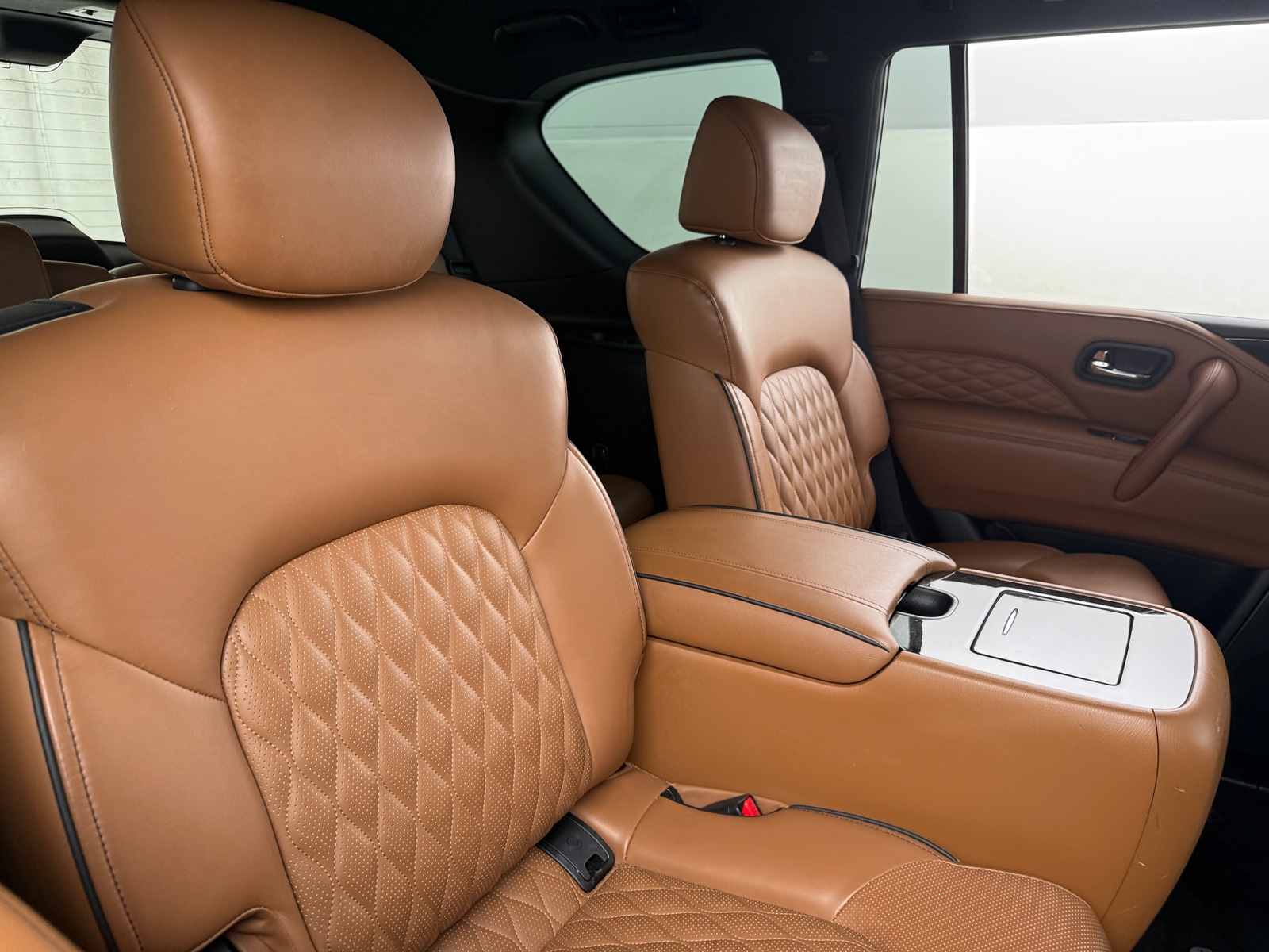 Thumbnail: 2022 INFINITI QX80 - 5