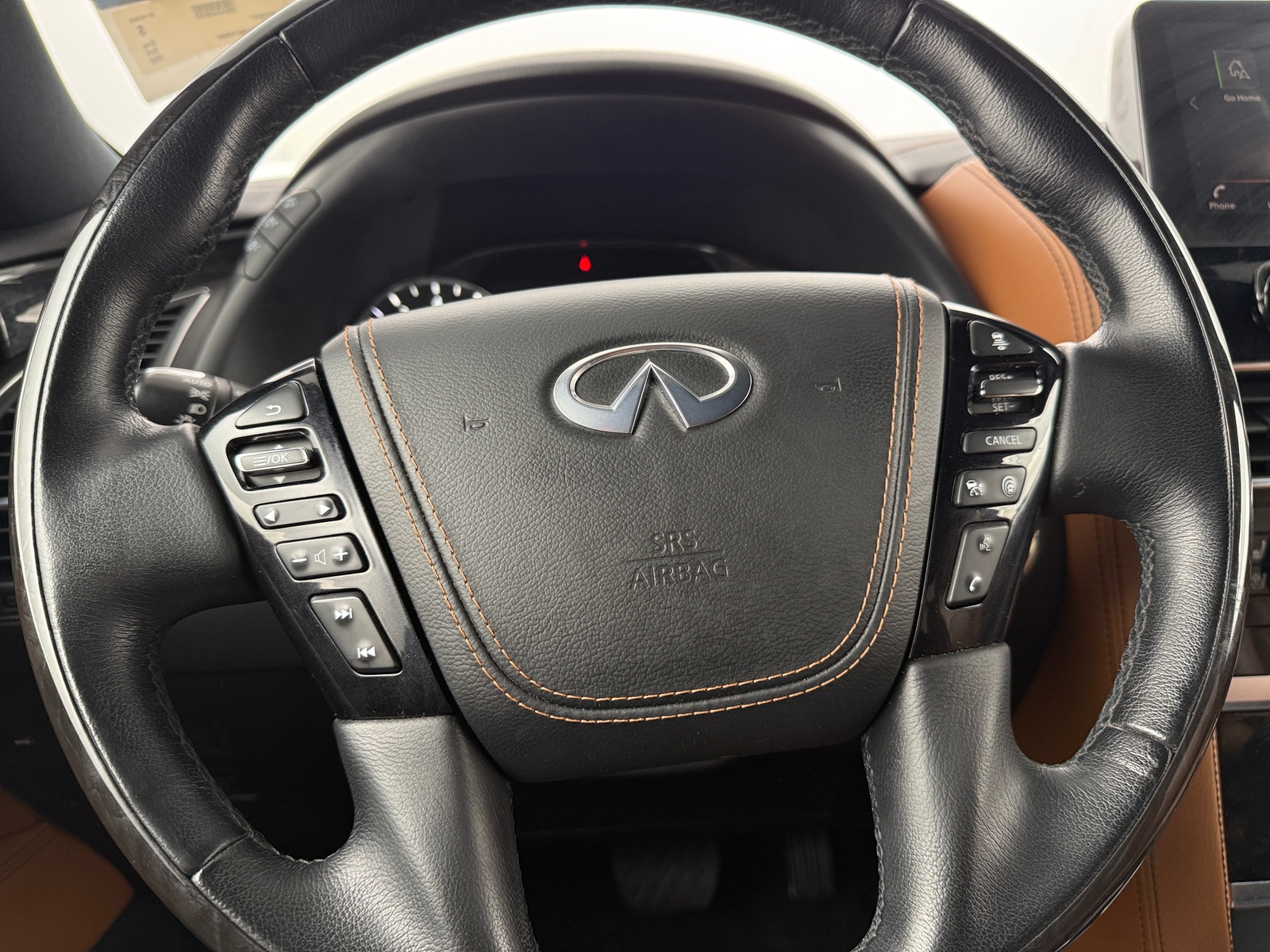 Thumbnail: 2022 INFINITI QX80 - 4