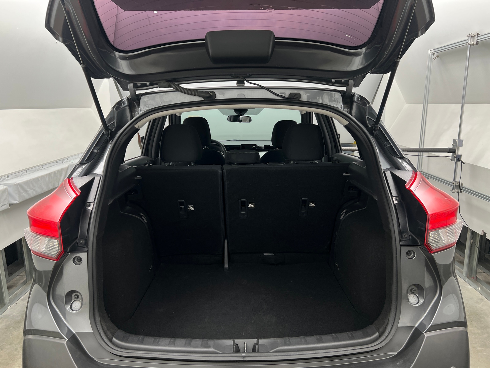 Thumbnail: 2020 Nissan Kicks - 7