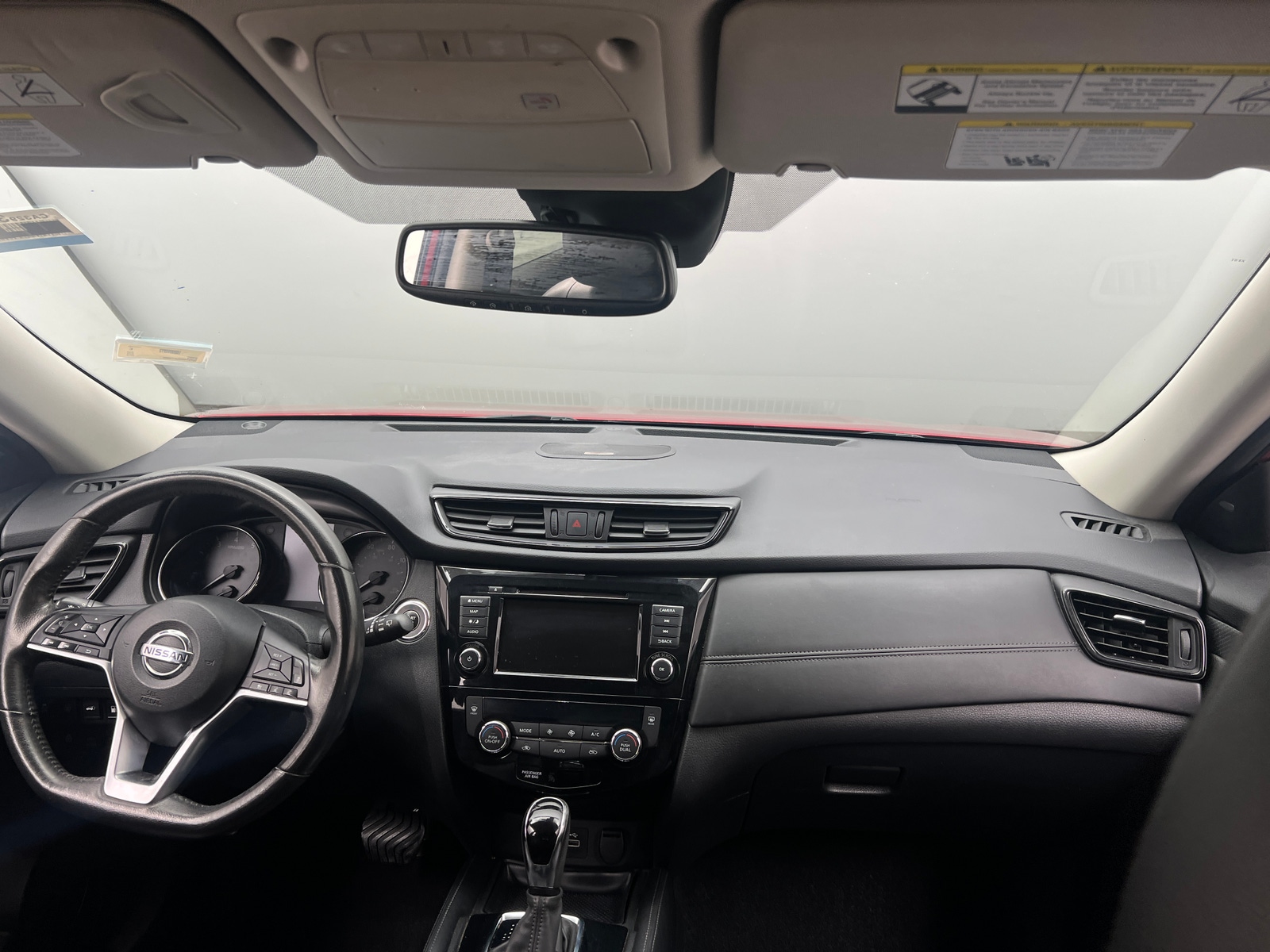 Thumbnail: 2018 Nissan Rogue - 3