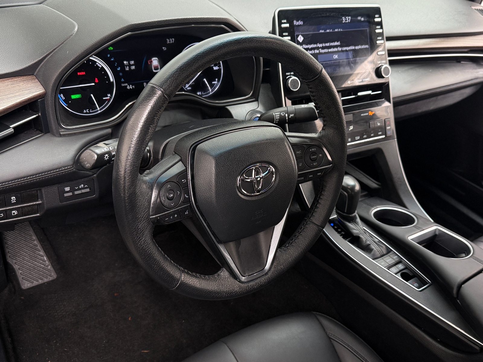 Thumbnail: 2021 Toyota Avalon - 4