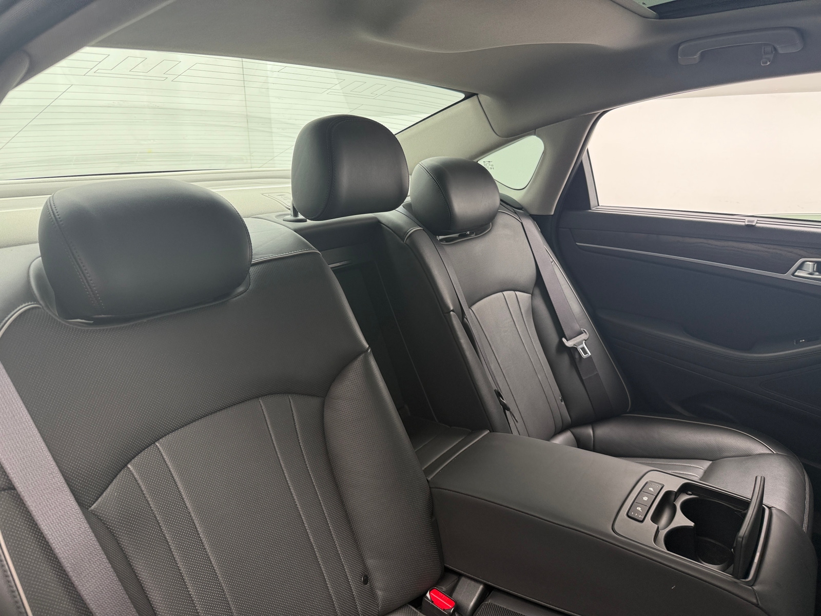 Thumbnail: 2018 Genesis G80 - 5