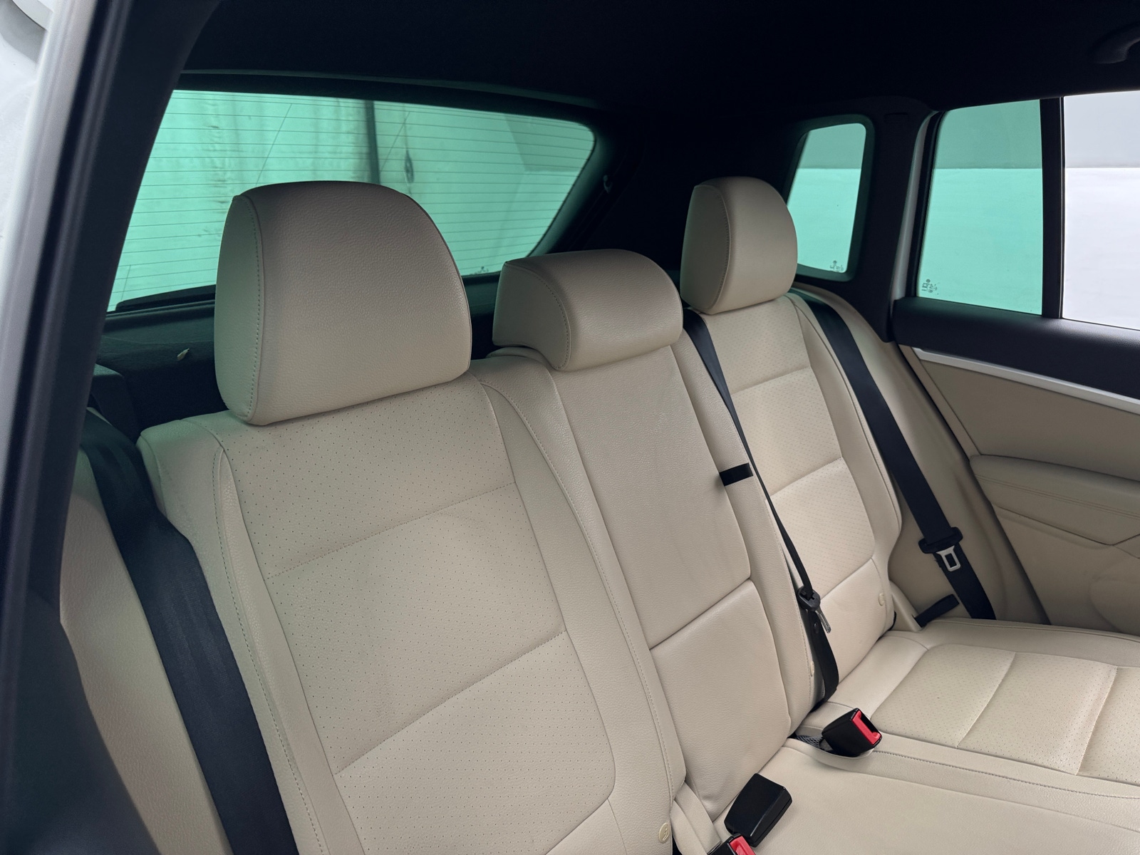 Thumbnail: 2016 Volkswagen Tiguan - 6