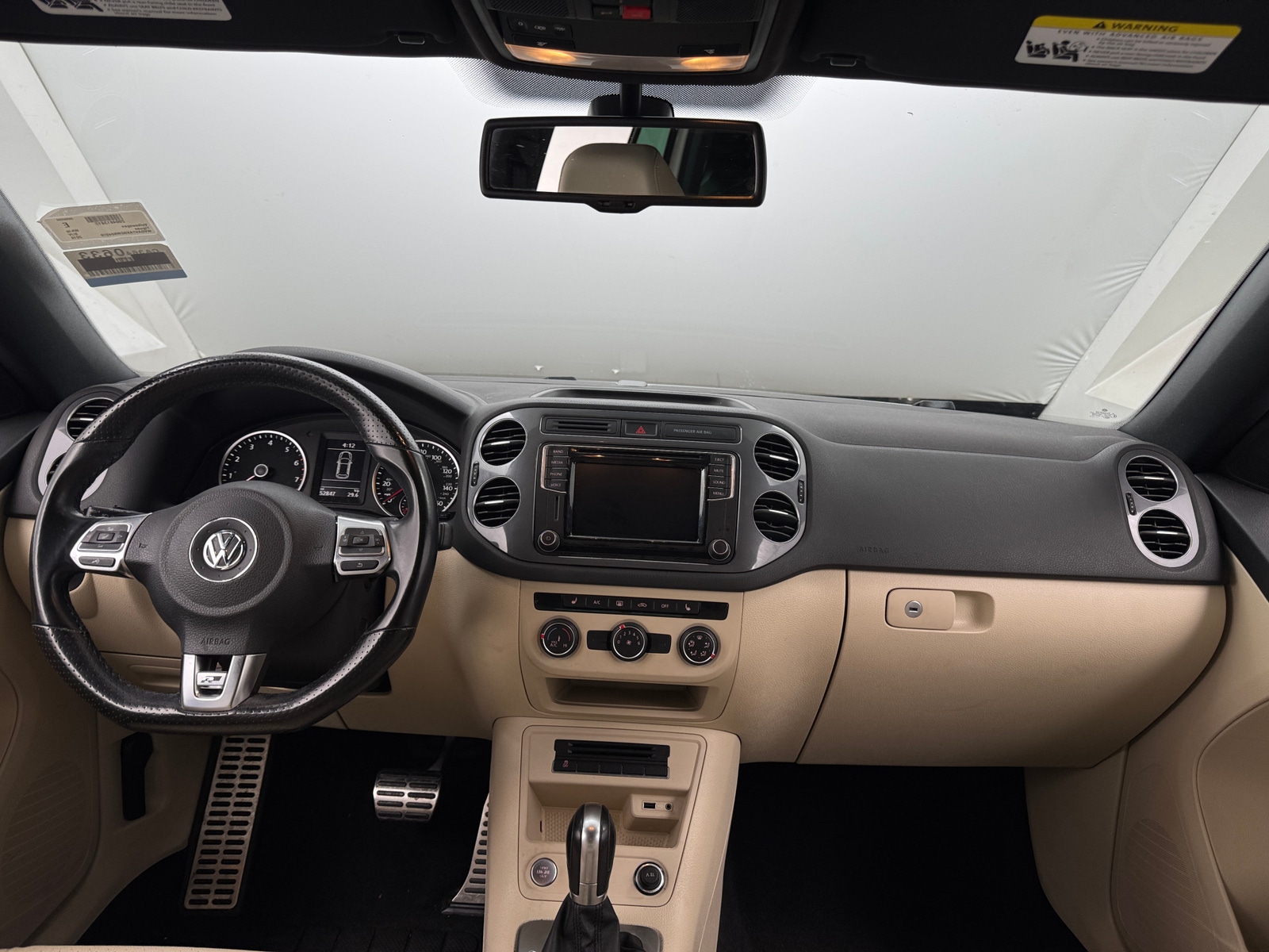 Thumbnail: 2016 Volkswagen Tiguan - 3