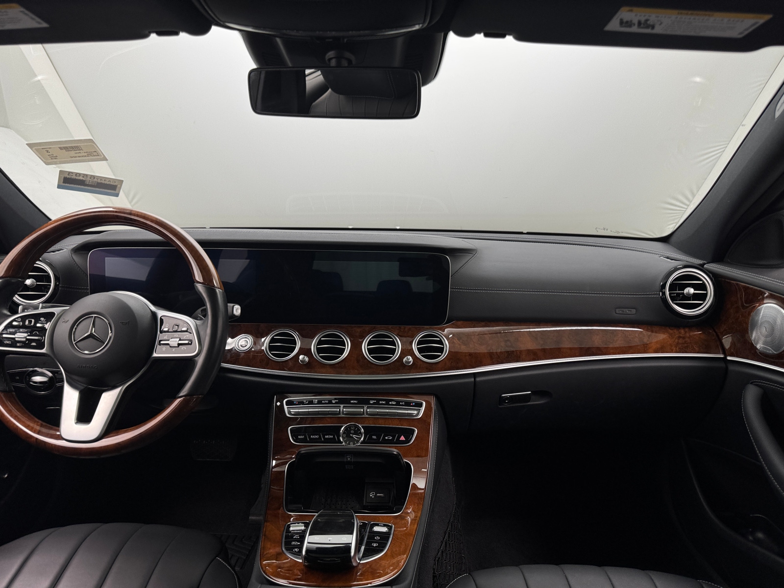 Thumbnail: 2019 Mercedes-Benz E-Class - 2
