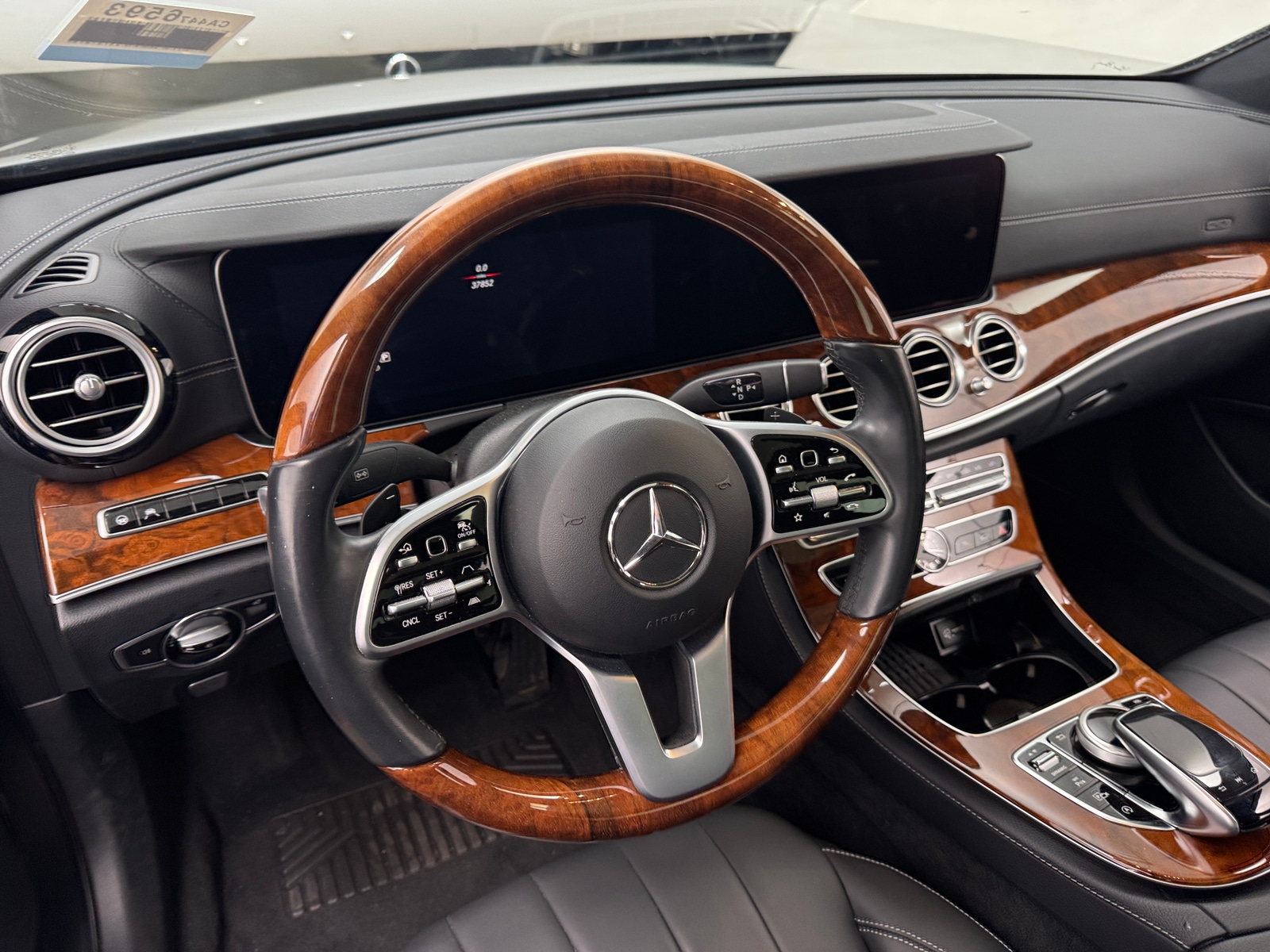 Thumbnail: 2019 Mercedes-Benz E-Class - 4