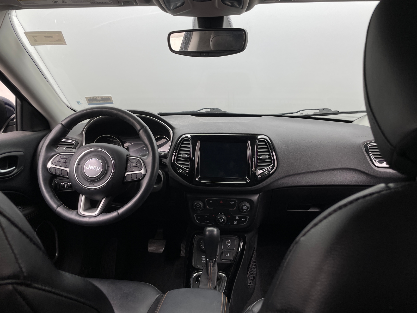 Thumbnail: 2018 Jeep Compass - 3