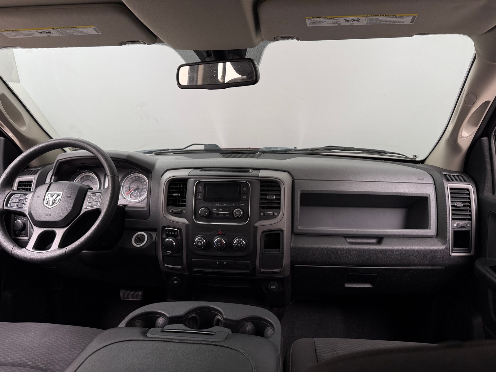 Thumbnail: 2020 RAM 1500 Classic - 3