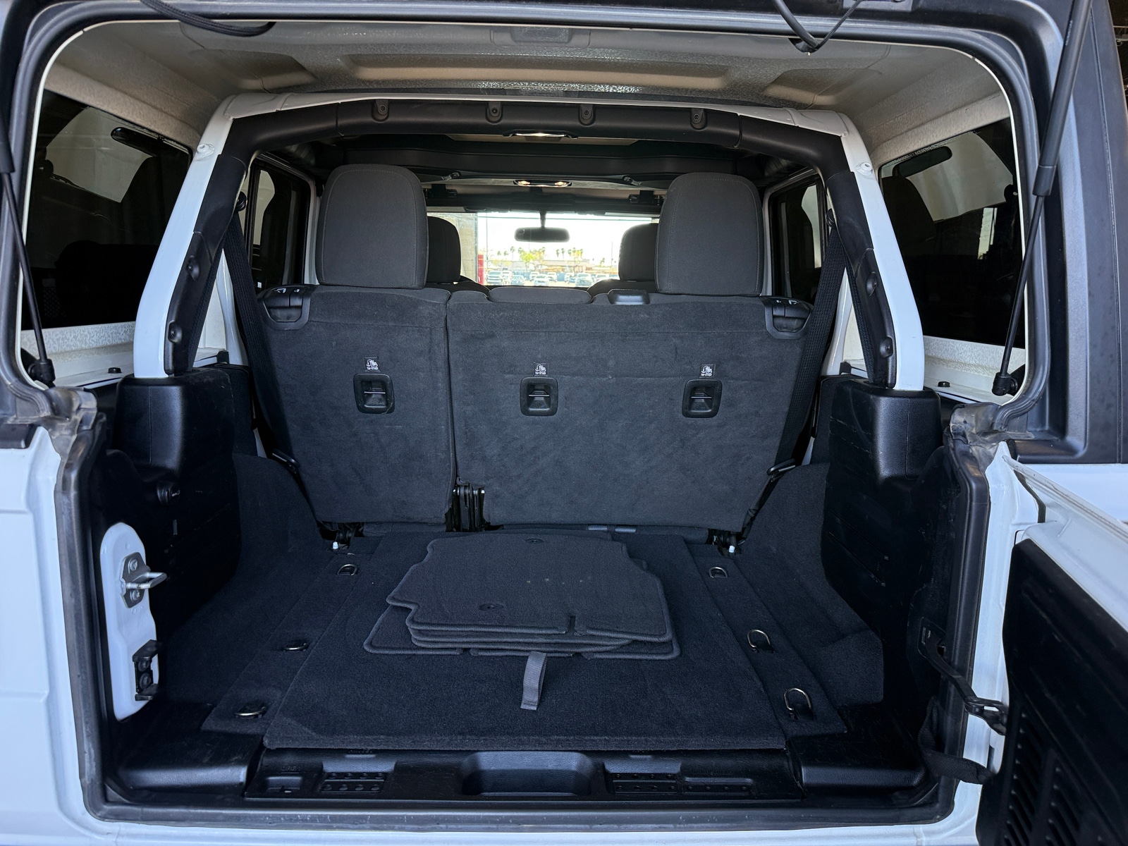 Thumbnail: 2020 Jeep Wrangler - 7