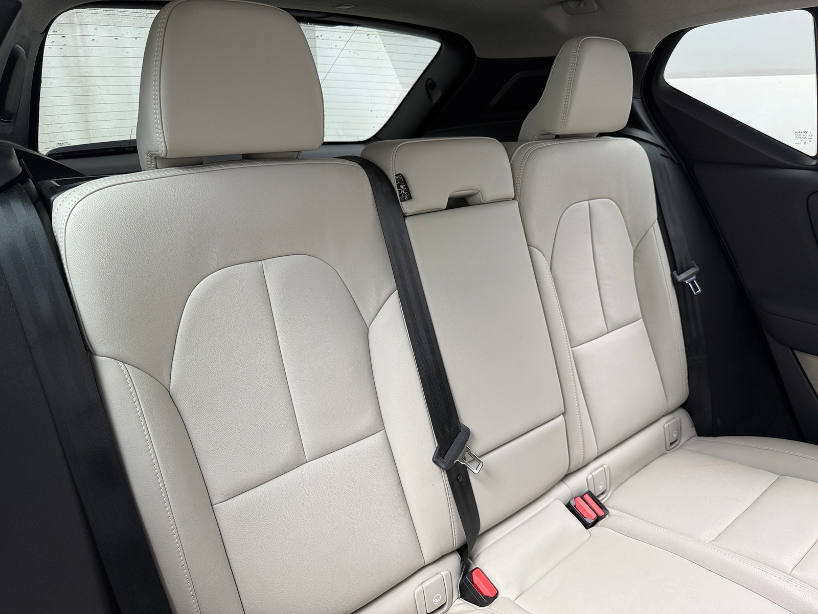 Thumbnail: 2024 Volvo XC40 - 5