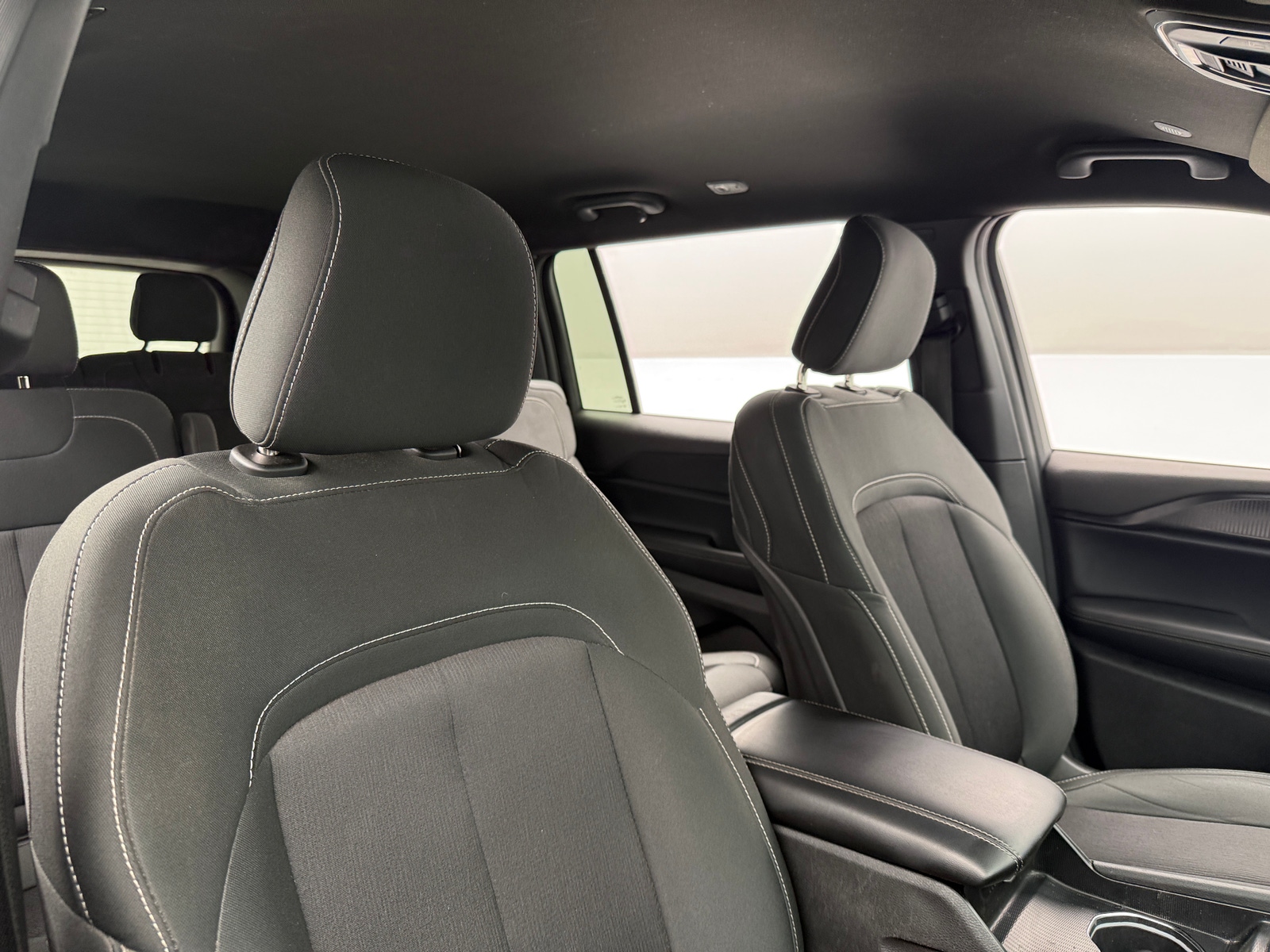 Thumbnail: 2025 Jeep Grand Cherokee L - 2