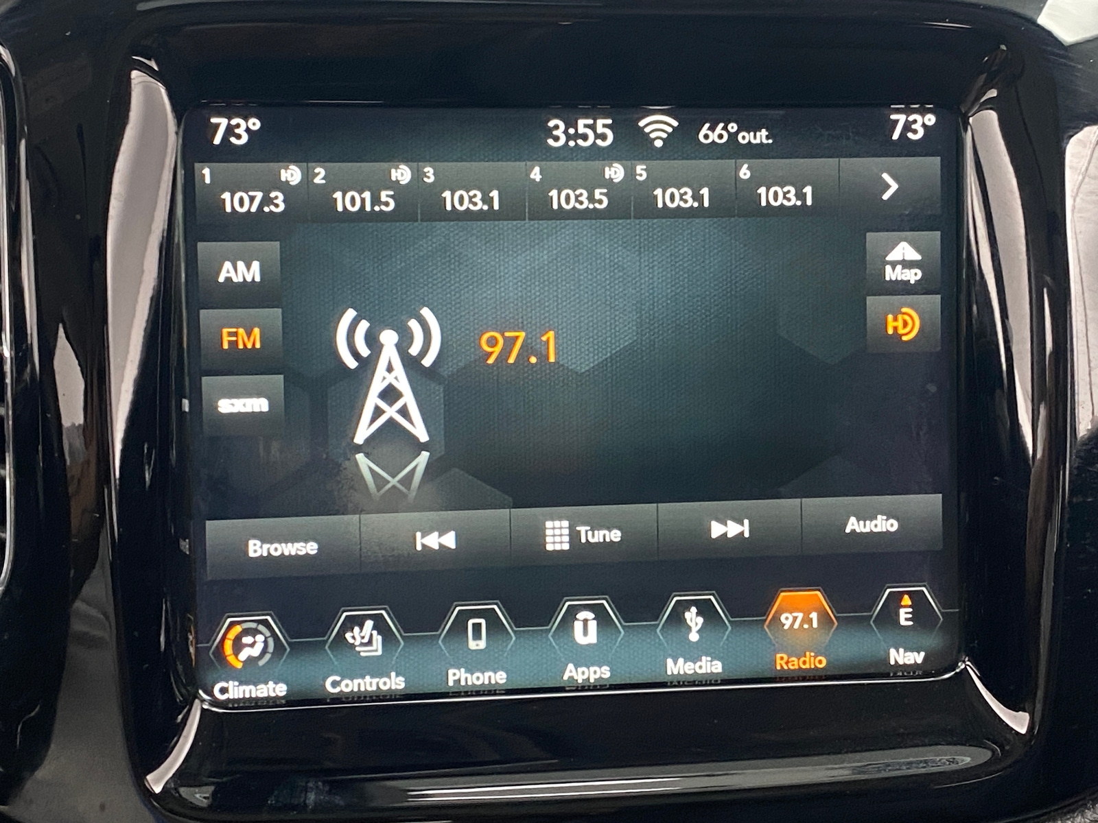 Thumbnail: 2018 Jeep Compass - 3