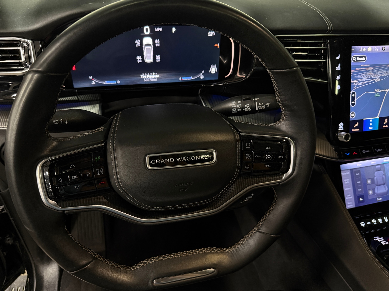 Thumbnail: 2023 Jeep Grand Wagoneer - 4