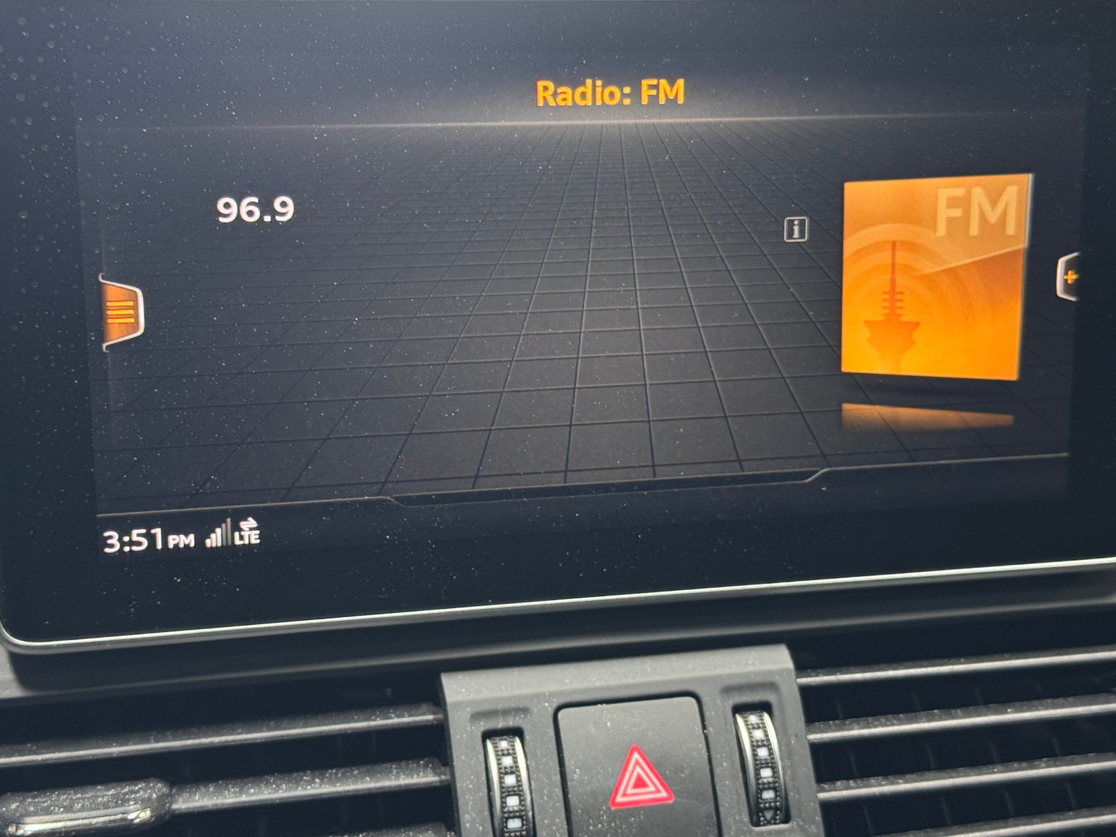 Thumbnail: 2019 Audi Q5 - 3