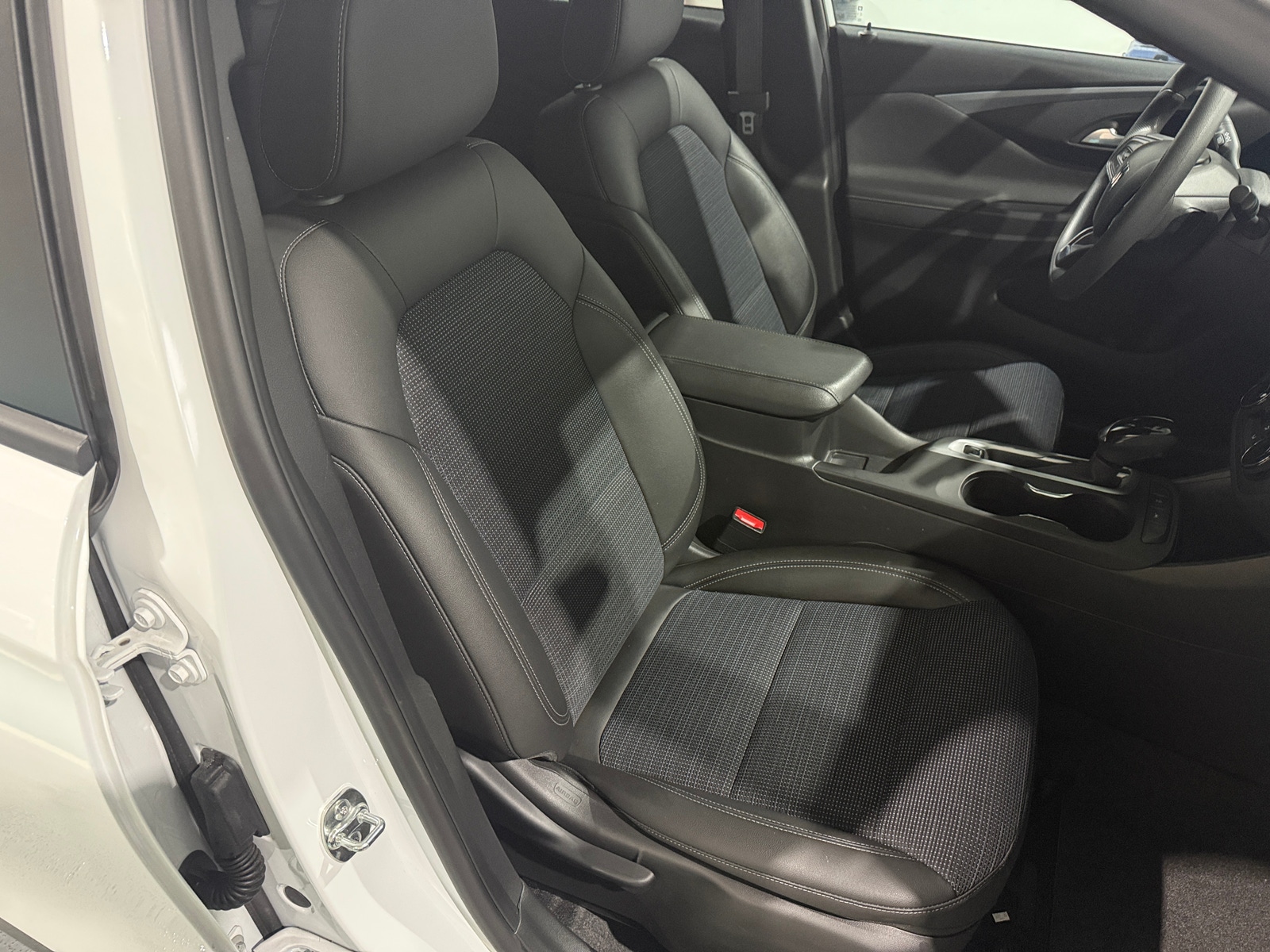 Thumbnail: 2025 Buick Envista - 2