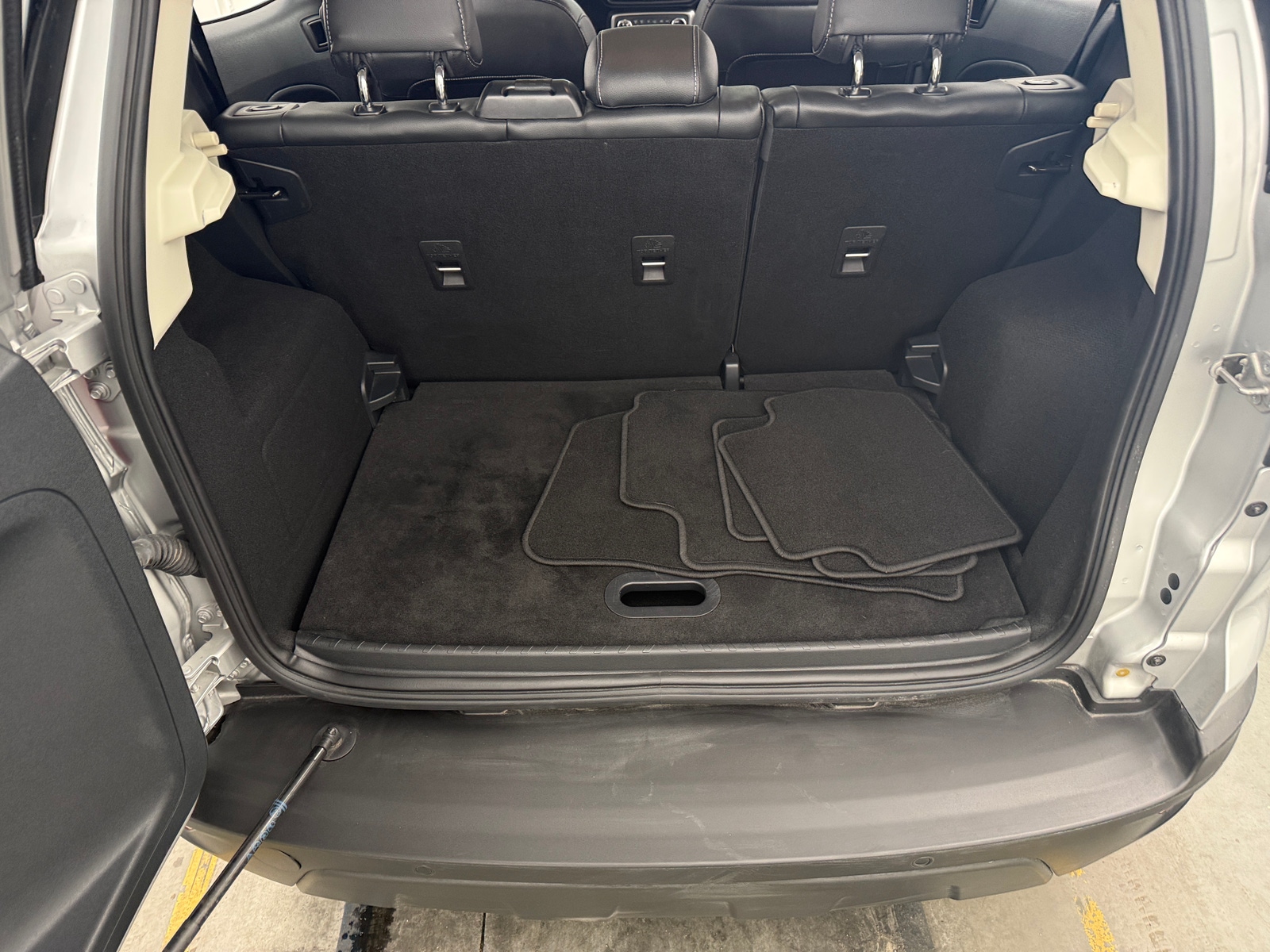 Thumbnail: 2020 Ford EcoSport - 6