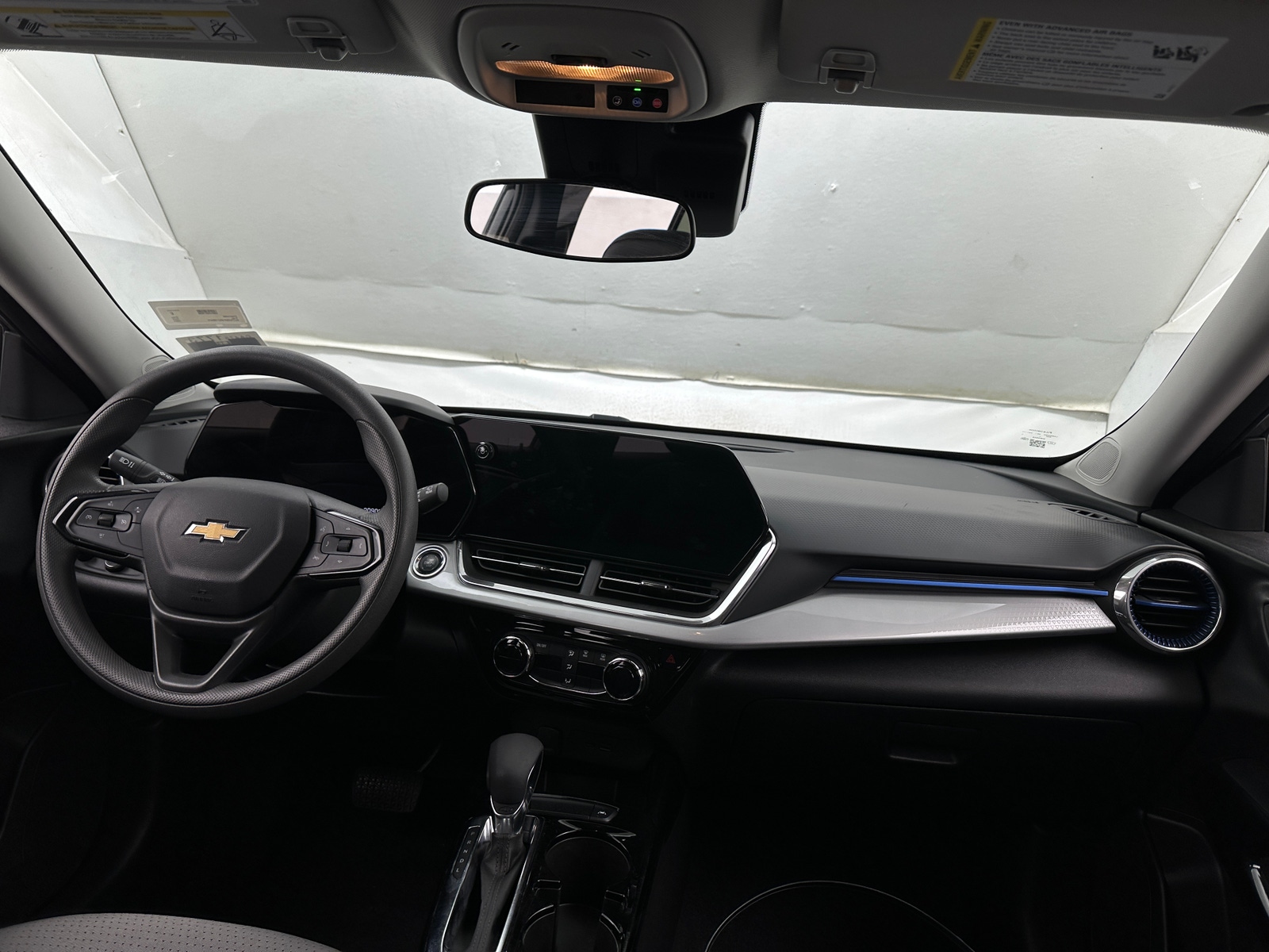 Thumbnail: 2025 Chevrolet Trax - 3