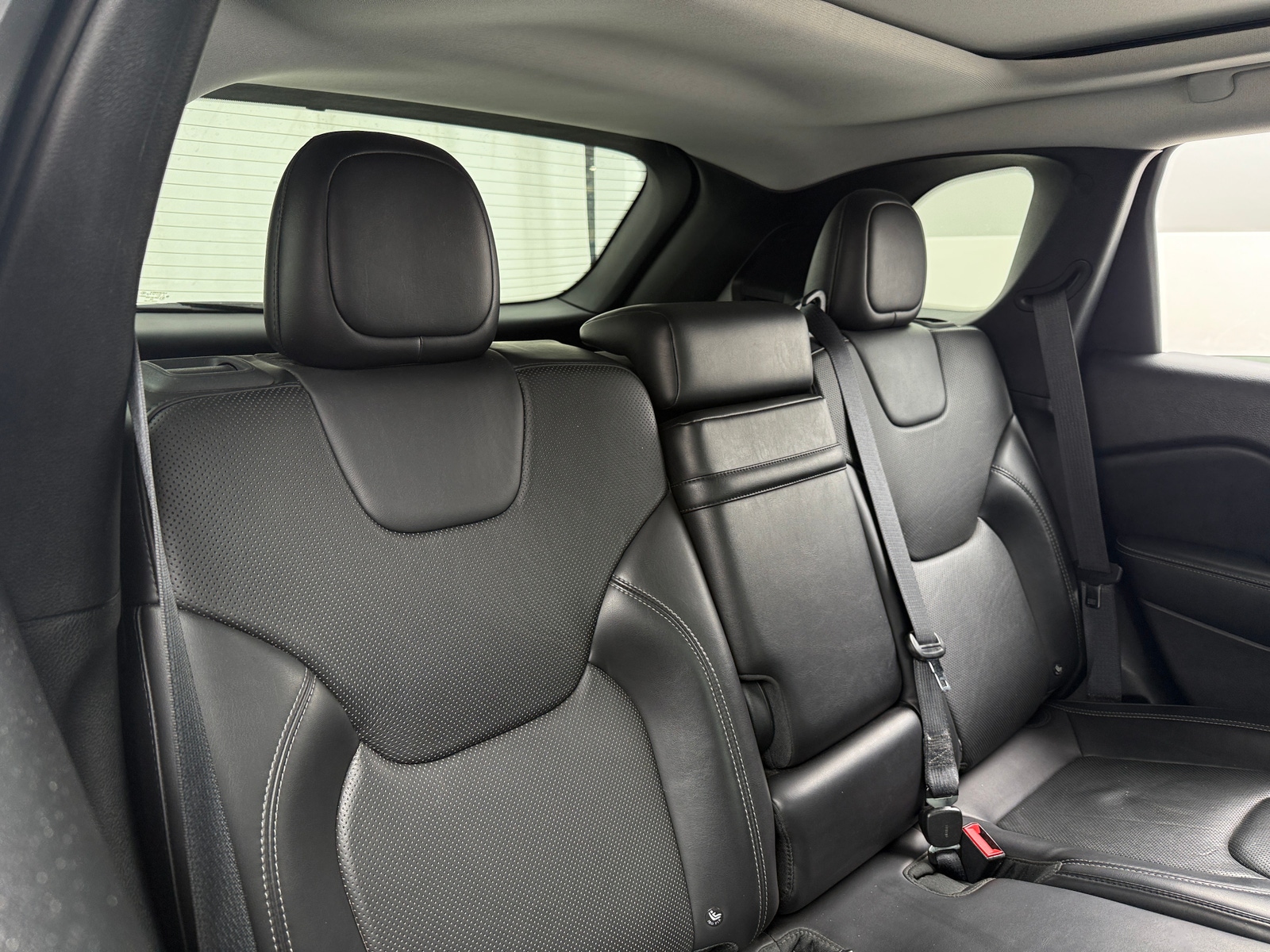 Thumbnail: 2019 Jeep Cherokee - 5