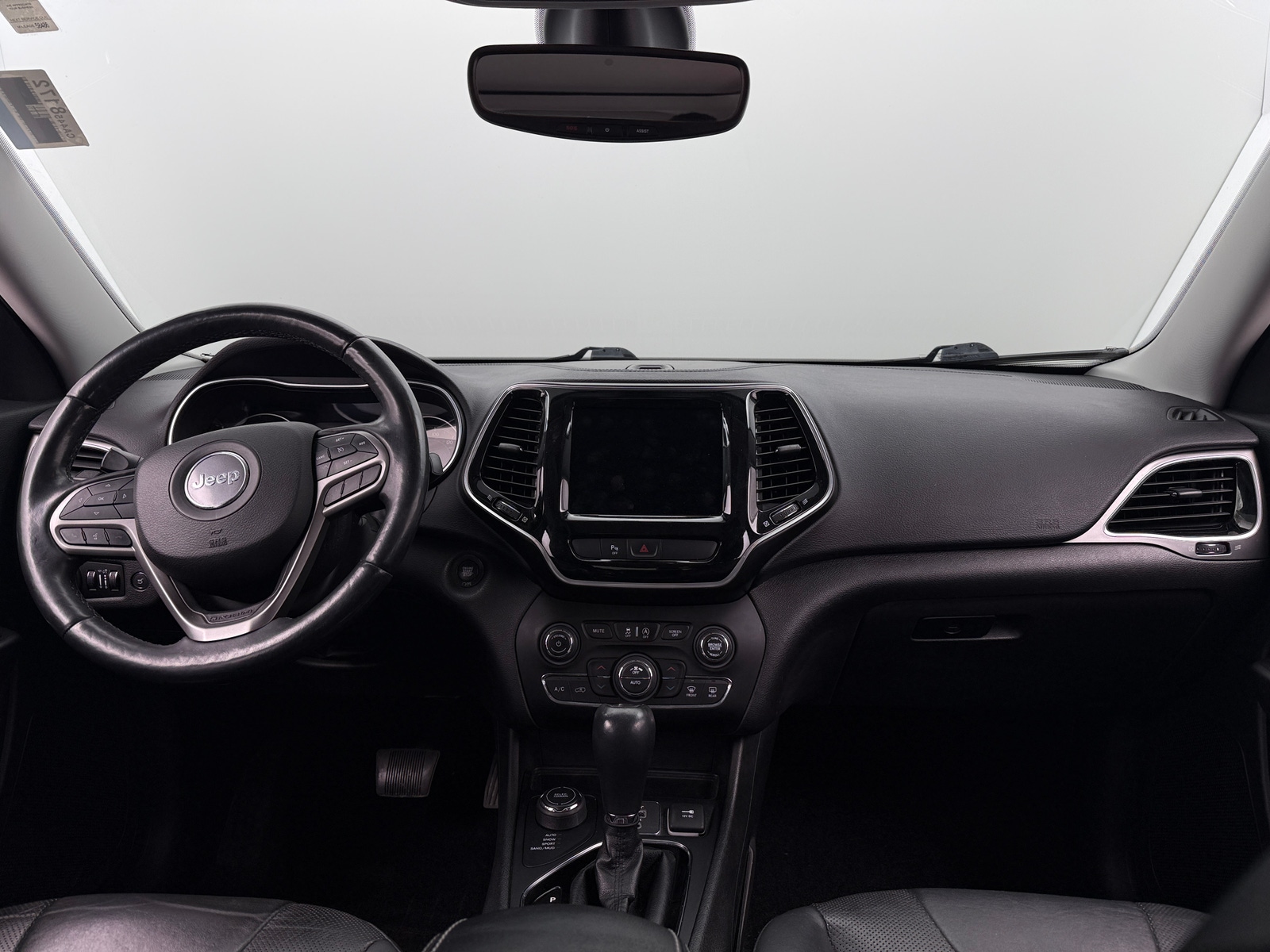 Thumbnail: 2019 Jeep Cherokee - 2