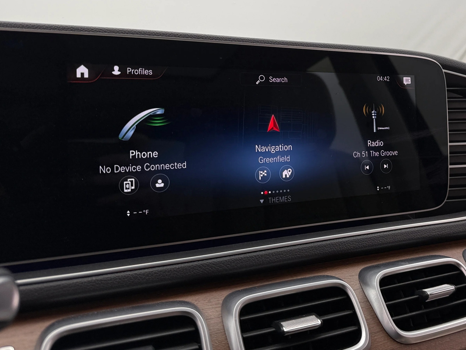 Thumbnail: 2023 Mercedes-Benz GLE - 3