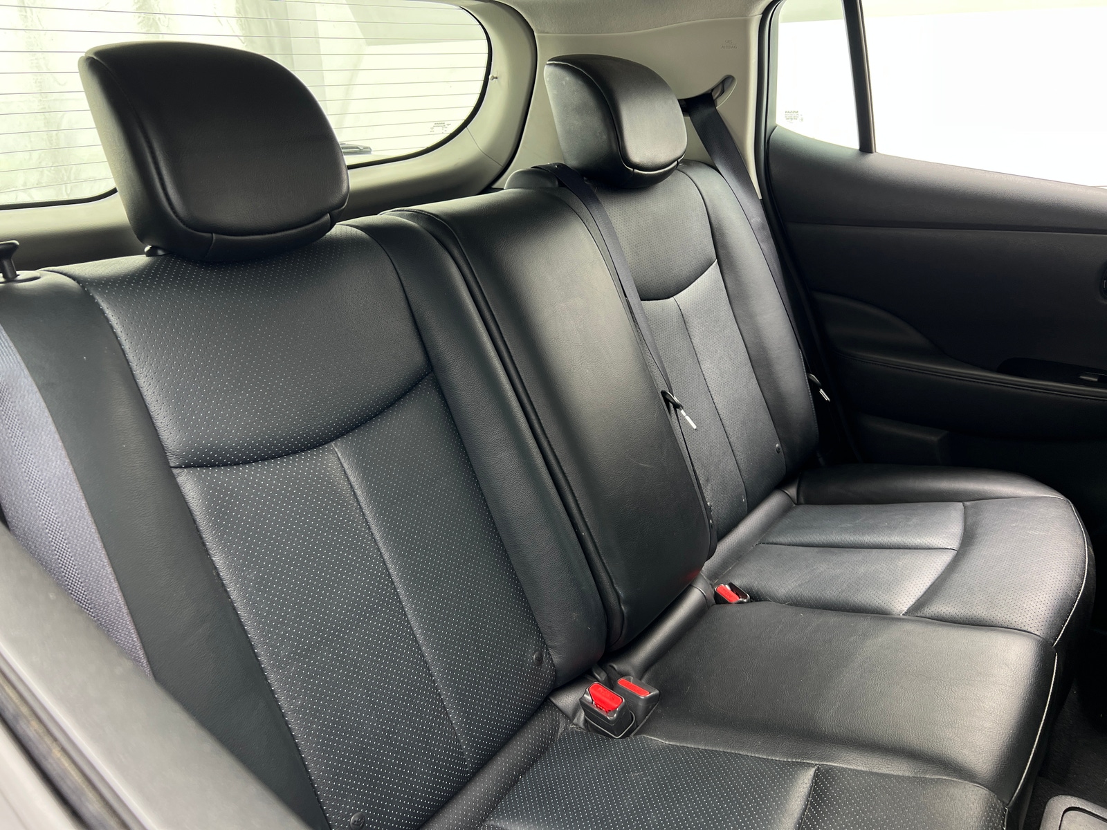 Thumbnail: 2015 Nissan Leaf - 5